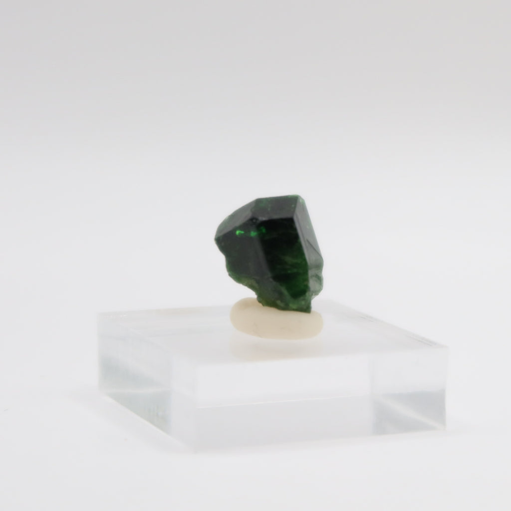 Chrome Tourmaline (II)
